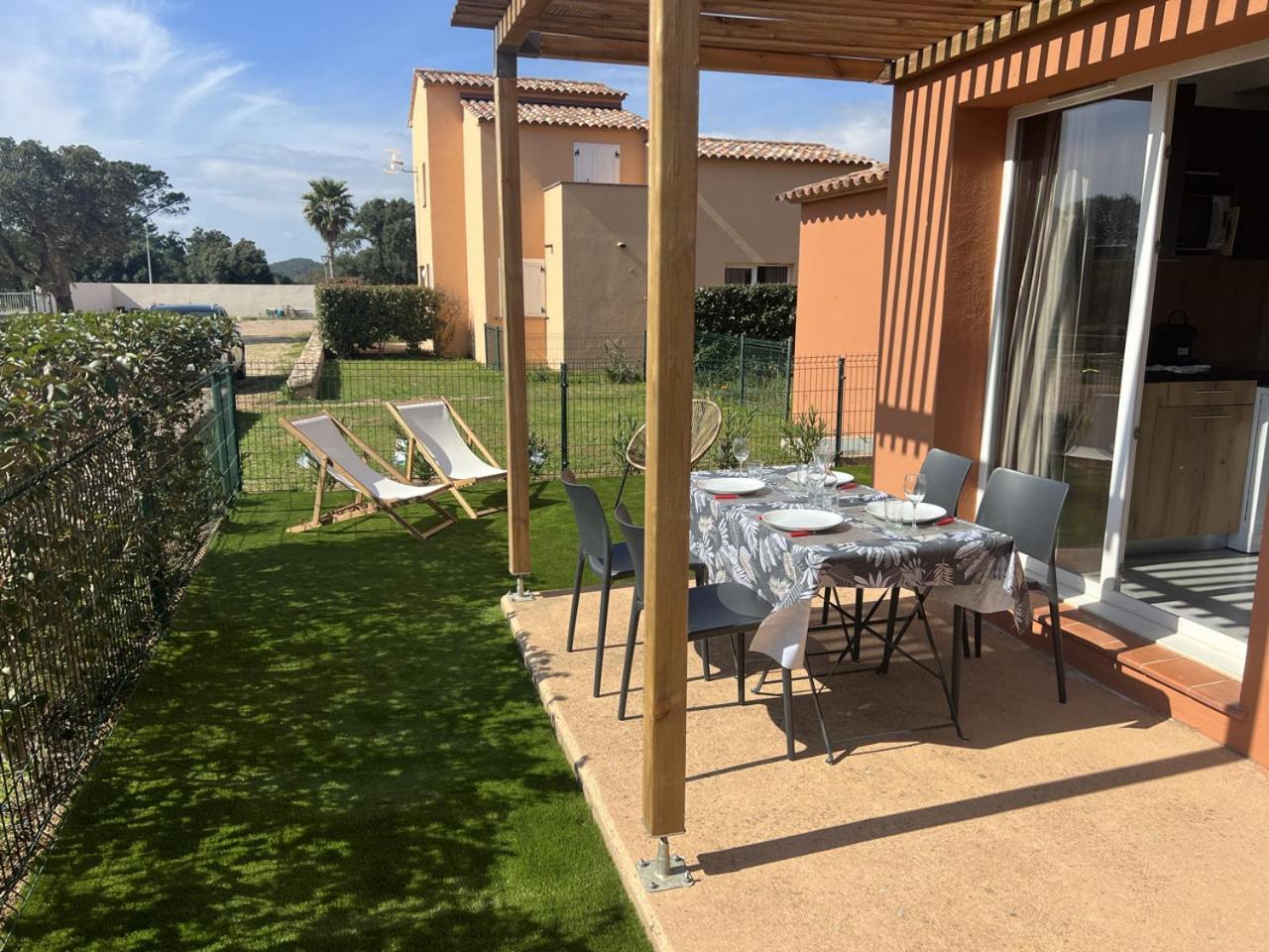 Mini Villa 4-6 Pers. Les Hameaux De Saint Cyprien Леччі Екстер'єр фото